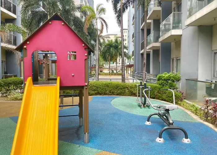 Unit Near Naia 3 Pasay Philippines *