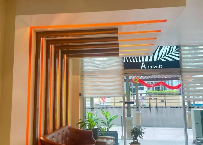 Unit Near Naia 3 Pasay Philippines *